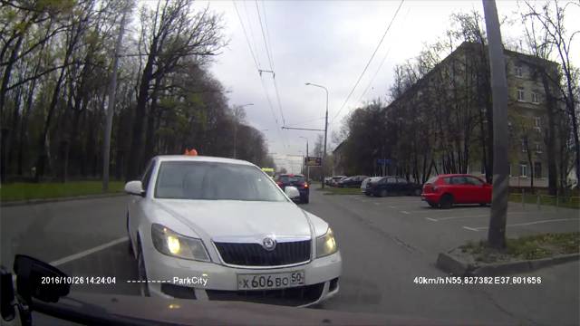 Дтп с такси на Ботанической улице в Москве 26 октября 2016