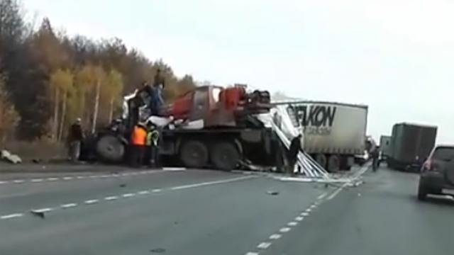 Массовое дтп на трассе М-5 под Уфой 28 октября 2016