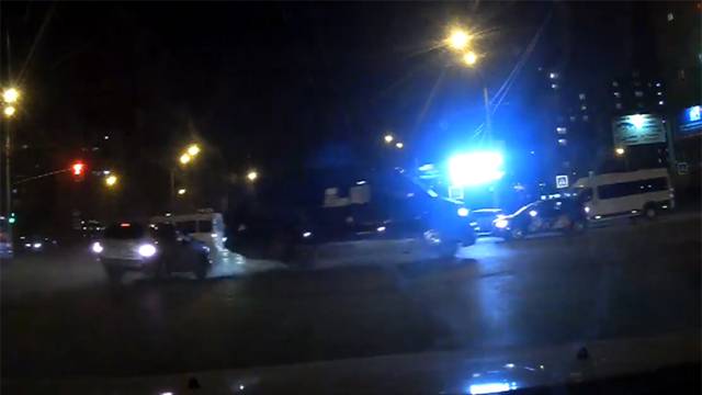 Дтп в Уфе на пересечении улиц Баязита Бикбая и Маршала Жукова 29 октября 2016