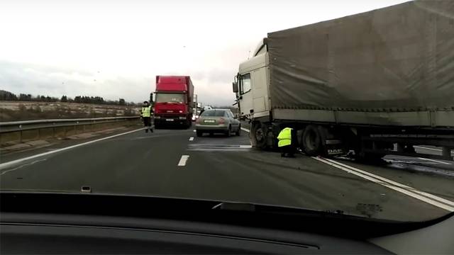 Дтп с фурой на трассе М-1 под Смоленском 30 октября 2016