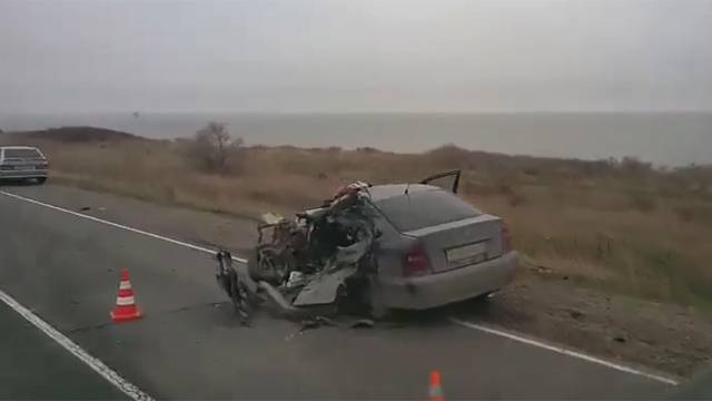Дтп в Темрюкском районе под станицей Голубицкая 18 ноября 2016