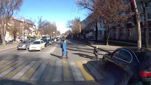 Дтп с пешеходом на Севастопольской улице в Симферополе 19 ноября 2016