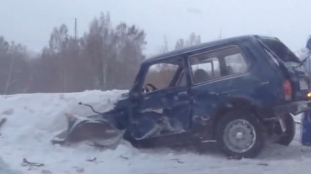 Серьезное дтп на трассе под Кемерово возле Кедровки 24 ноября 2016