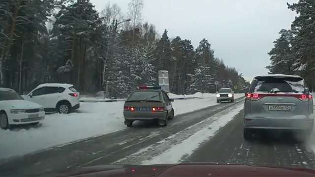 Дтп с полицией на Енисейской улице в Лесосибирске 2 декабря 2016