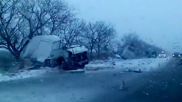 Страшное дтп с автобусом под Ханты-Мансийском 4 декабря 2016