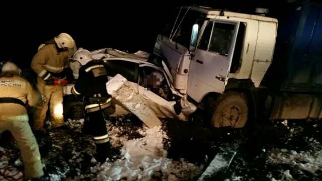 Дтп с грузовиком на трассе «Темрюк - Краснодар - Кропоткин» в Кавказском районе 4 января 2017