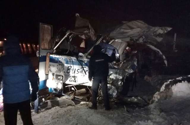 Страшная авария с автобусами на трассе «Бийск - Барнаул» в Косихинском районе 4 января 2017