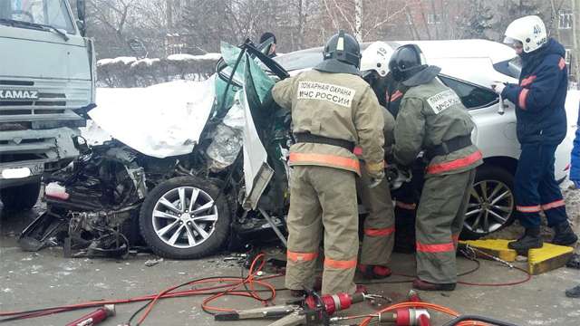 Дтп на Станционной улице в Новосибирске 12 января 2017
