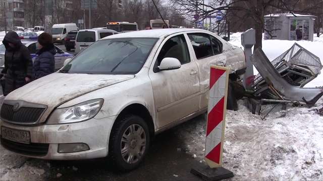 Дтп на Дубнинской улице в Москве 19 января 2017