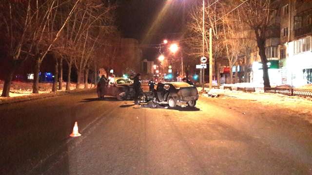Серьезное дтп на улице Белинского в Екатеринбурге 2 марта 2017