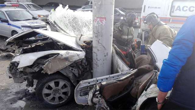 Страшное дтп на улице Ватутина в Новосибирске 14 марта 2017