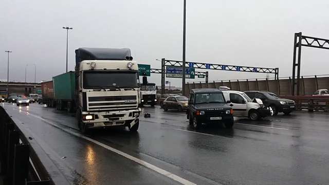 Крупное дтп на КАД в Санкт-Петербурге 17 марта 2017