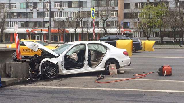 Серьезное дтп на Новинском бульваре в Москве
