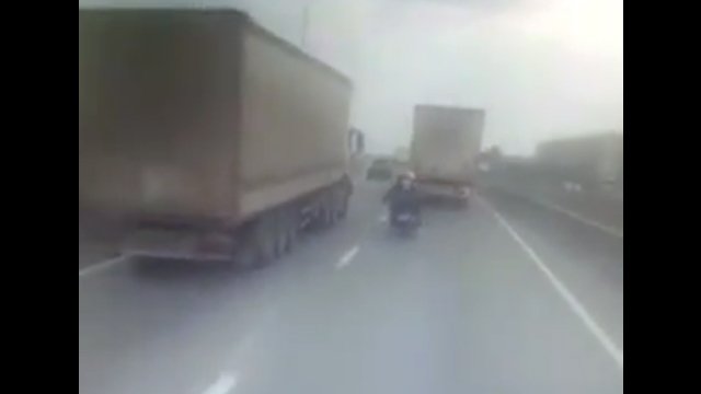 Страшное дтп с мотоциклистом в Тюмени
