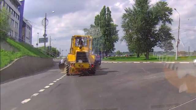 Дтп с трактором на Казанском съезде в Нижнем Новгороде